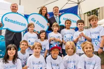 Bundesminister Alois Stöger, Umweltstadträtin Ulli Sima und Bundesminister Andrä Rupprechter mit der MSK-C der Volkschule Wolfgang-Schmälzl-Gasse, Foto: © Oskar Steimel