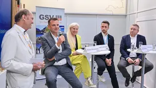 Gruppenfoto, Menschen im Gespräch