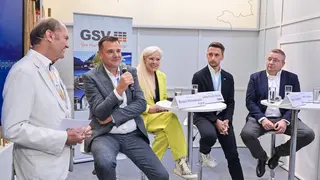 Gruppenfoto, Menschen im Gespräch