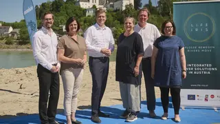 Gruppenfoto vor Donau