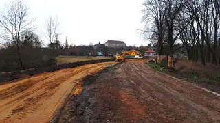 Sanierungsarbeiten am Damm