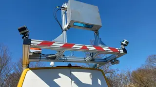 Laserscan-Technik auf Fahrzeug